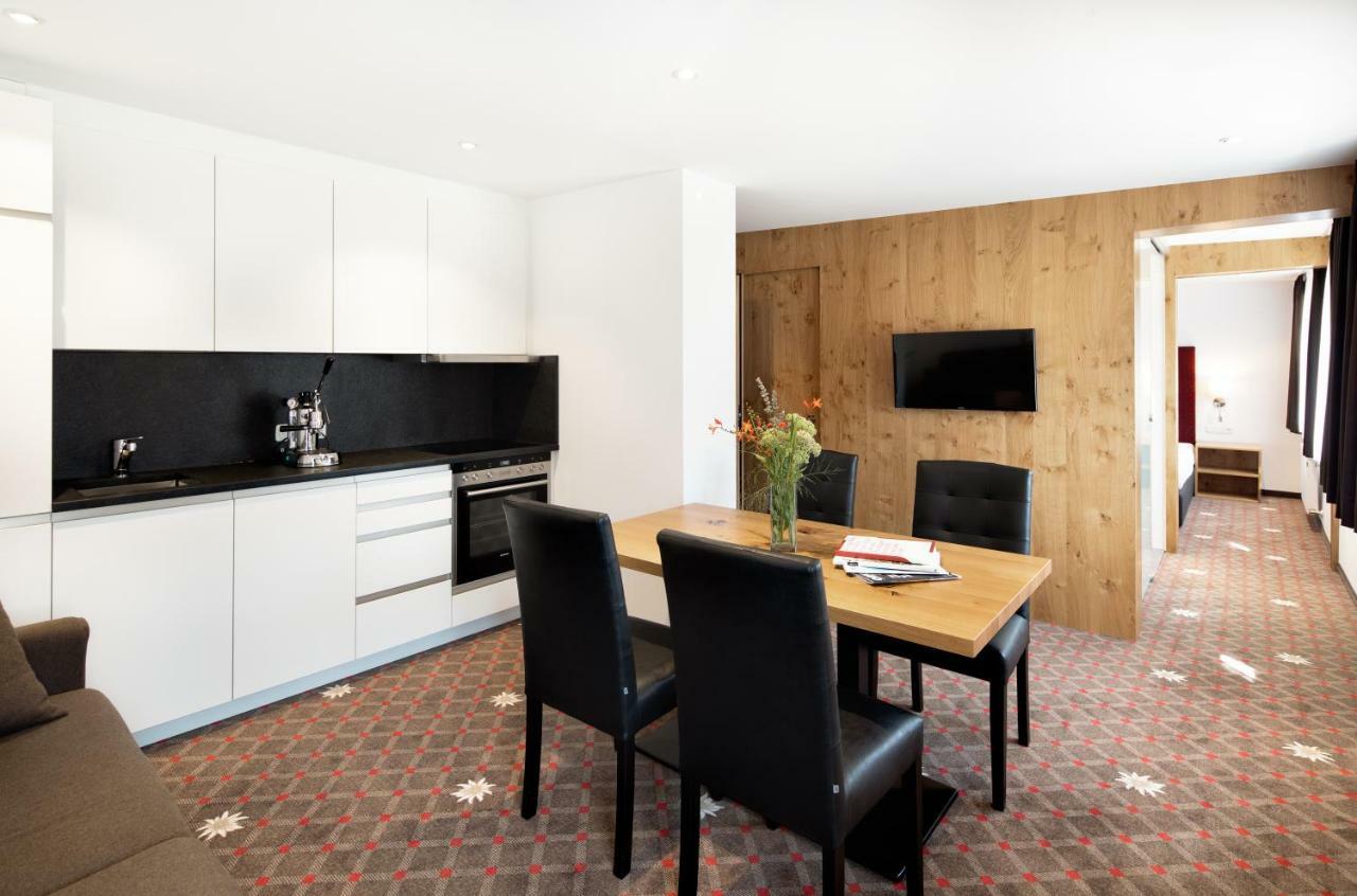 Hotel Adler Warth  Ngoại thất bức ảnh